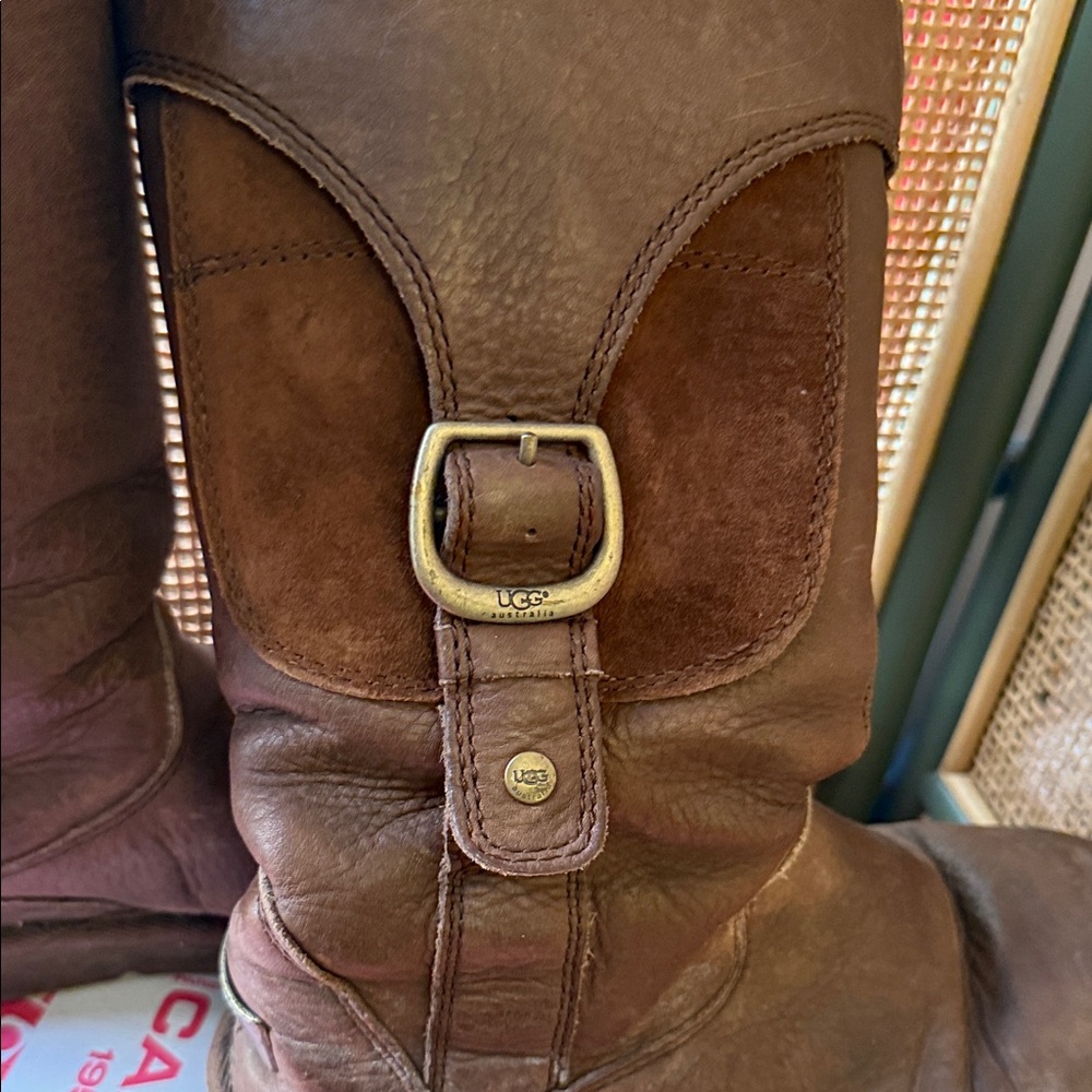 Vintage UGG Chestnut Leather Ankle Boots - Picture 6 of 6